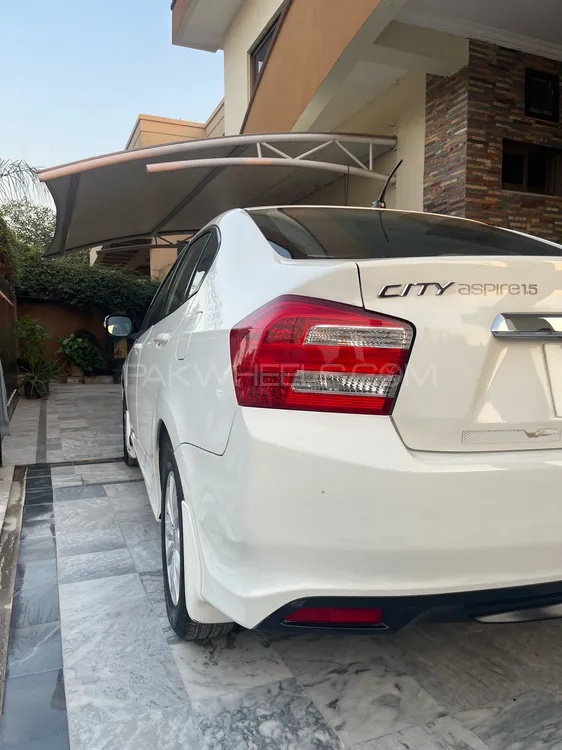 Honda City 2015 for Sale in Rawalpindi Honda City 2015 for Sale in Rawalpindi Image-4