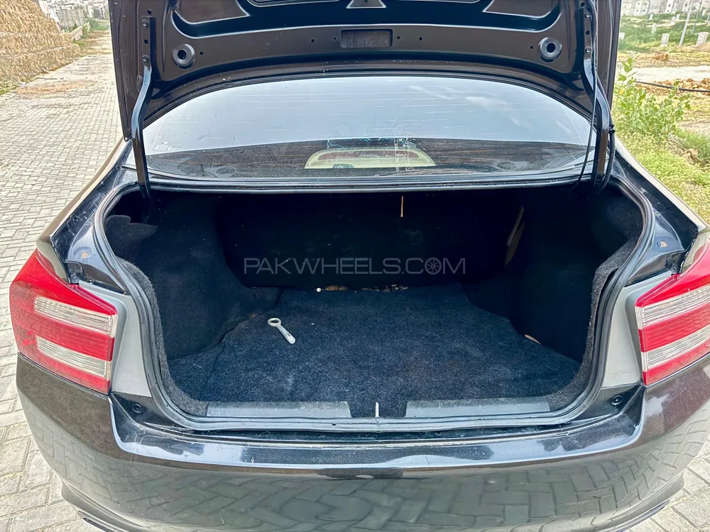 Honda City 2020 for Sale in Karachi Honda City 2020 for Sale in Karachi Image-6