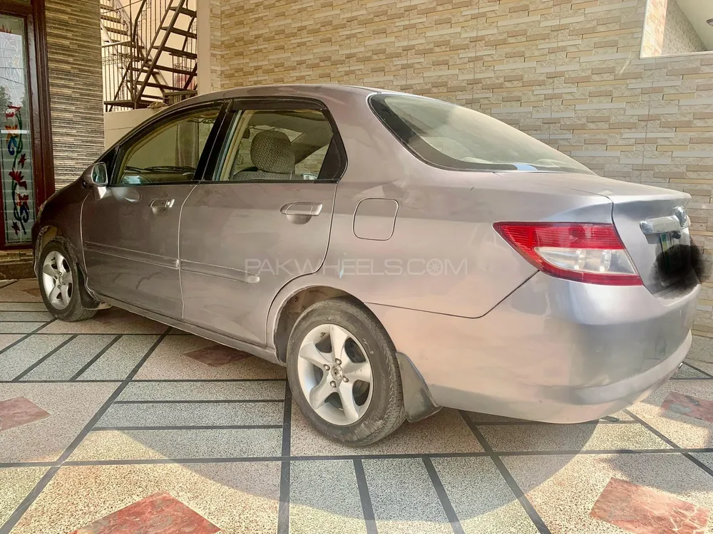Honda City 2005 for Sale in Lahore Honda City 2005 for Sale in Lahore Image-4