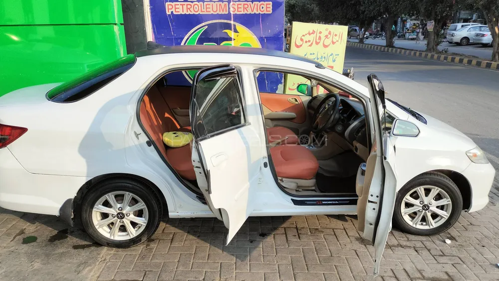 Honda City 2005 for Sale in Lahore Honda City 2005 for Sale in Lahore Image-5