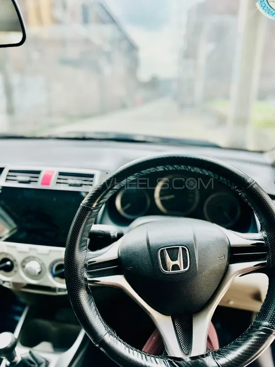 Honda City 2017 for Sale in Gujranwala Honda City 2017 for Sale in Gujranwala Image-12