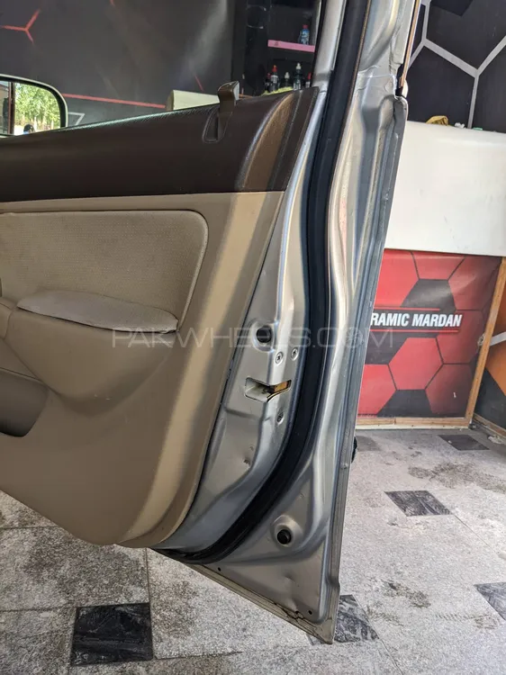 Honda Civic 2005 for Sale in Mardan Honda Civic 2005 for Sale in Mardan Image-10