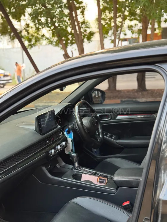 Honda Civic 2024 for Sale in Karachi Honda Civic 2024 for Sale in Karachi Image-7
