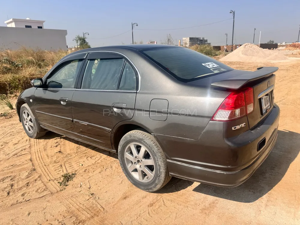 Honda Civic 2006 for Sale in Attock Honda Civic 2006 for Sale in Attock Image-1