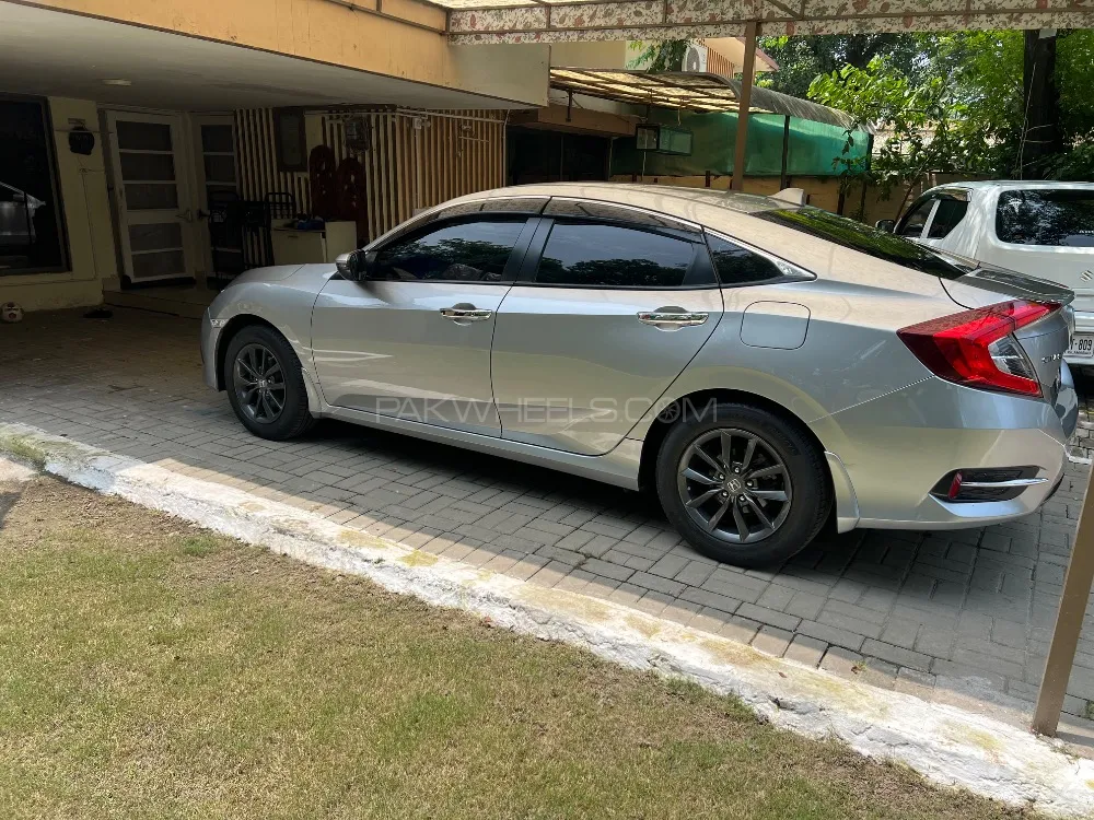 Honda Civic 2016 for Sale in Multan Honda Civic 2016 for Sale in Multan Image-13