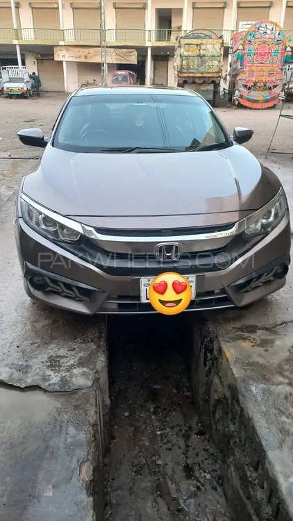 Honda Civic 2016 for Sale in Chakwal Honda Civic 2016 for Sale in Chakwal Image-3