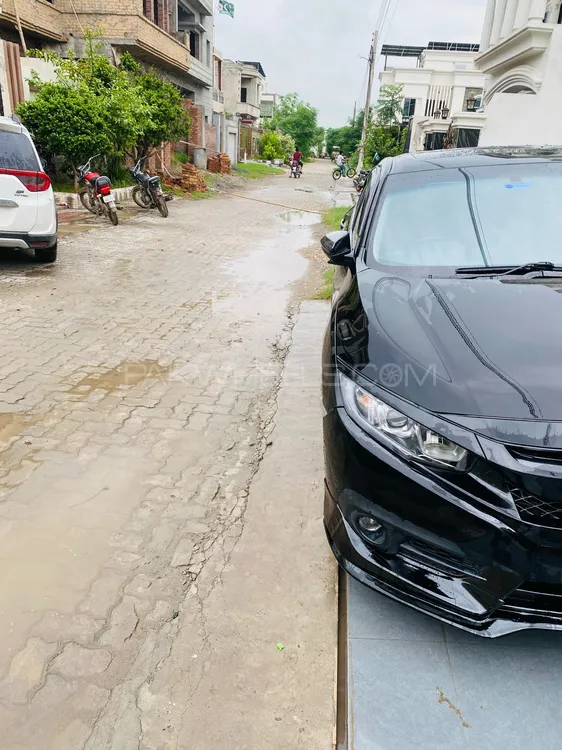 Honda Civic 2017 for Sale in Gujranwala Honda Civic 2017 for Sale in Gujranwala Image-4