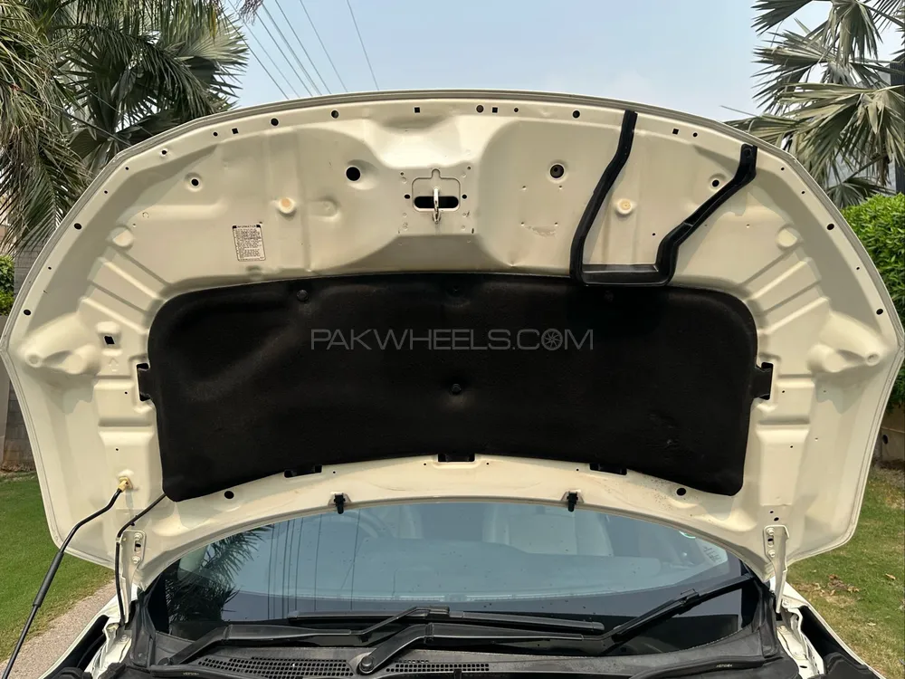 Honda Civic 2017 for Sale in Lahore Honda Civic 2017 for Sale in Lahore Image-14