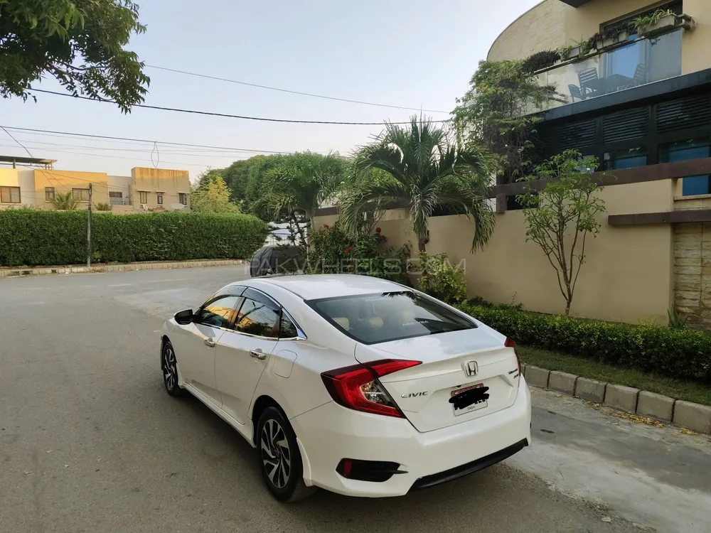 Honda Civic 2018 for Sale in Karachi Honda Civic 2018 for Sale in Karachi Image-7