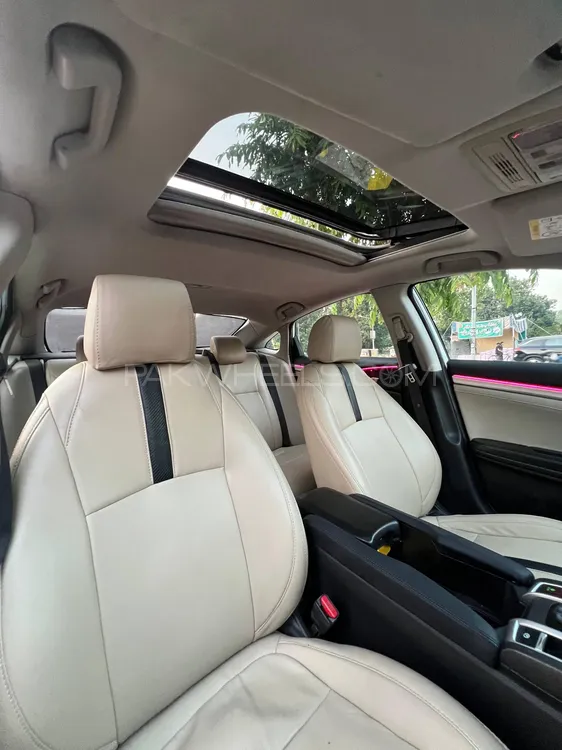 Honda Civic 2019 for Sale in Sialkot Honda Civic 2019 for Sale in Sialkot Image-9