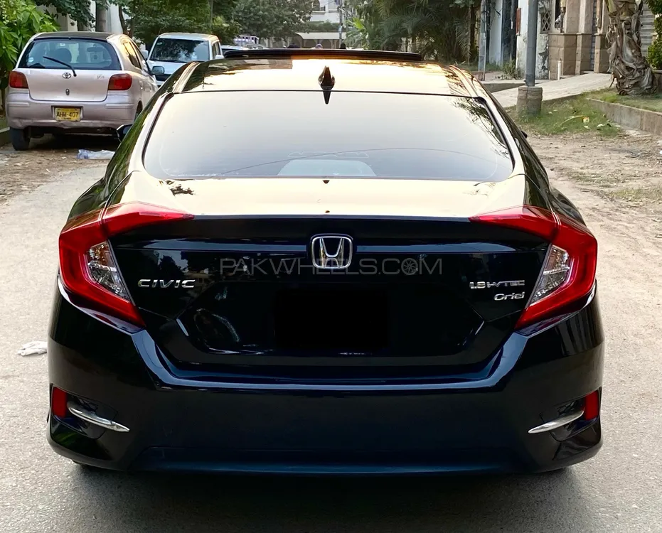Honda Civic 2020 for Sale in Karachi Honda Civic 2020 for Sale in Karachi Image-2
