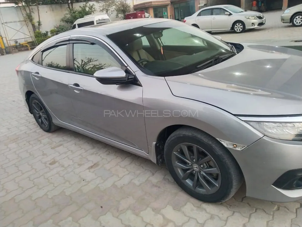 Honda Civic 2020 for Sale in Nowshera Honda Civic 2020 for Sale in Nowshera Image-2
