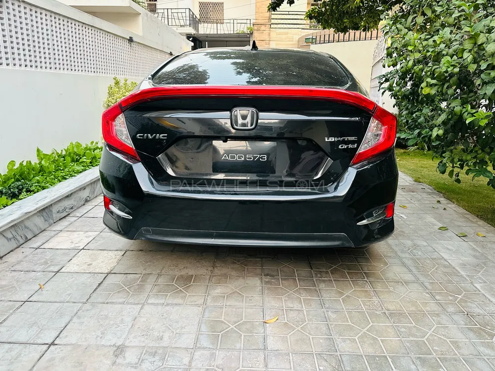 Honda Civic 2021 for Sale in Islamabad Honda Civic 2021 for Sale in Islamabad Image-5