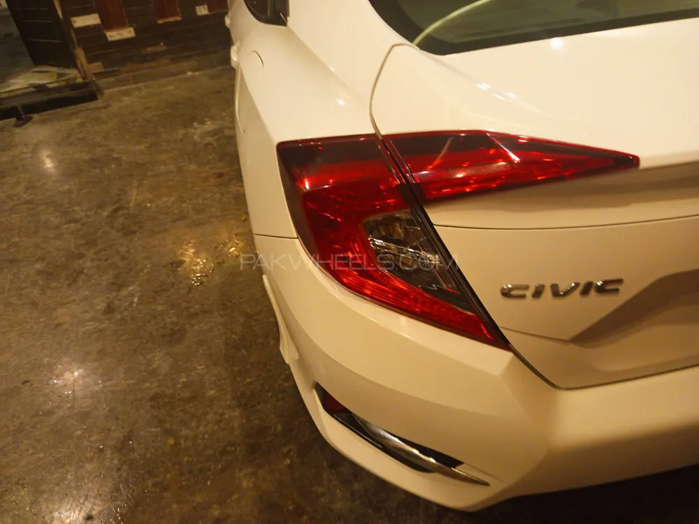 Honda Civic 2021 for Sale in Multan Honda Civic 2021 for Sale in Multan Image-8