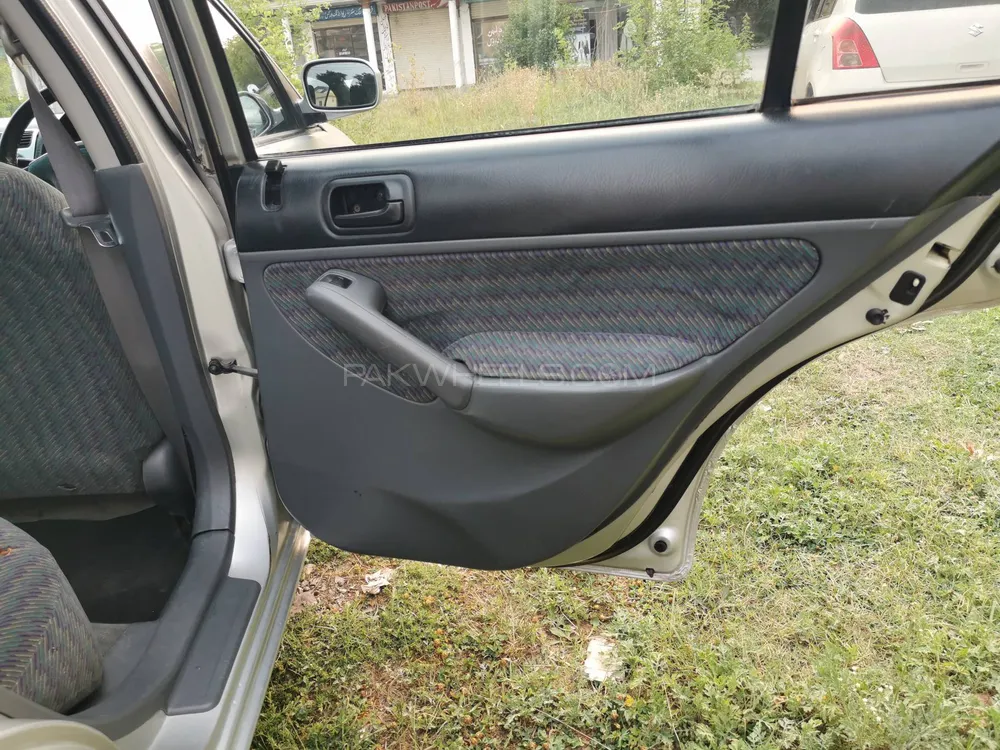 Honda Civic 2002 for Sale in Muzaffarabad Honda Civic 2002 for Sale in Muzaffarabad Image-16