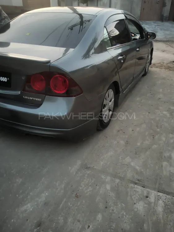 Honda Civic 2010 for Sale in Taxila Honda Civic 2010 for Sale in Taxila Image-3