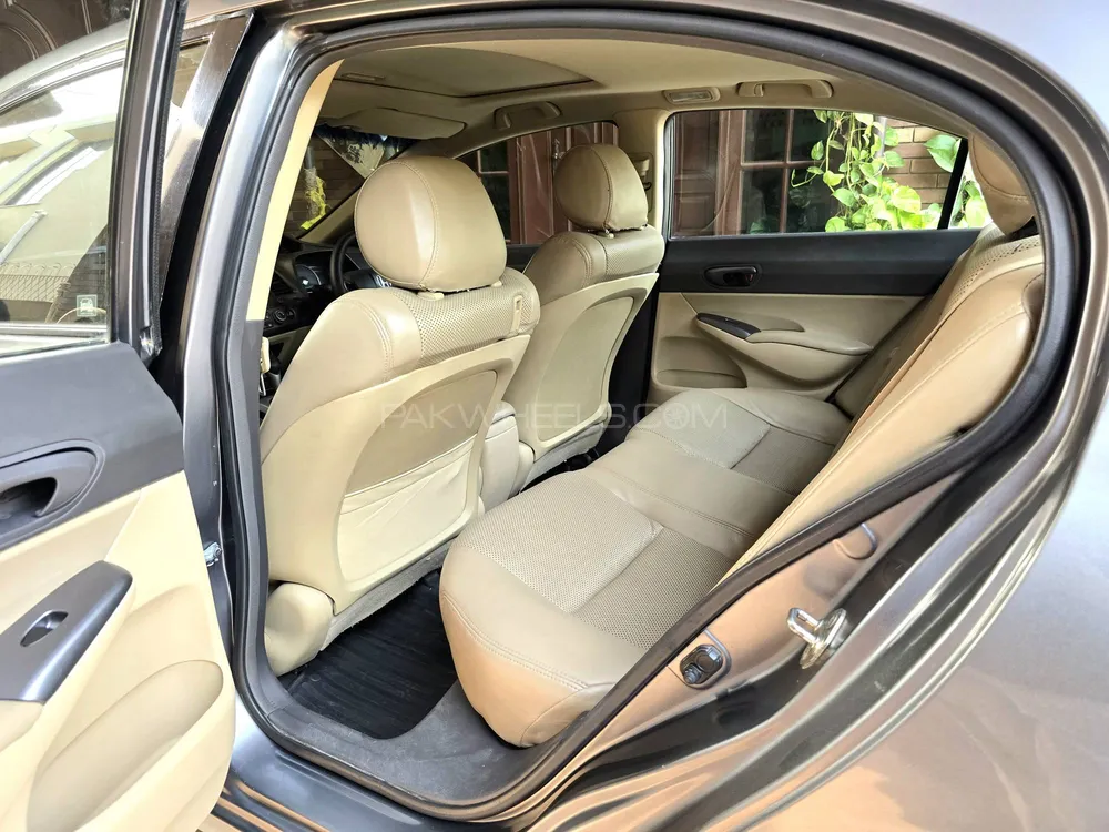 Honda Civic 2010 for Sale in Lahore Honda Civic 2010 for Sale in Lahore Image-14