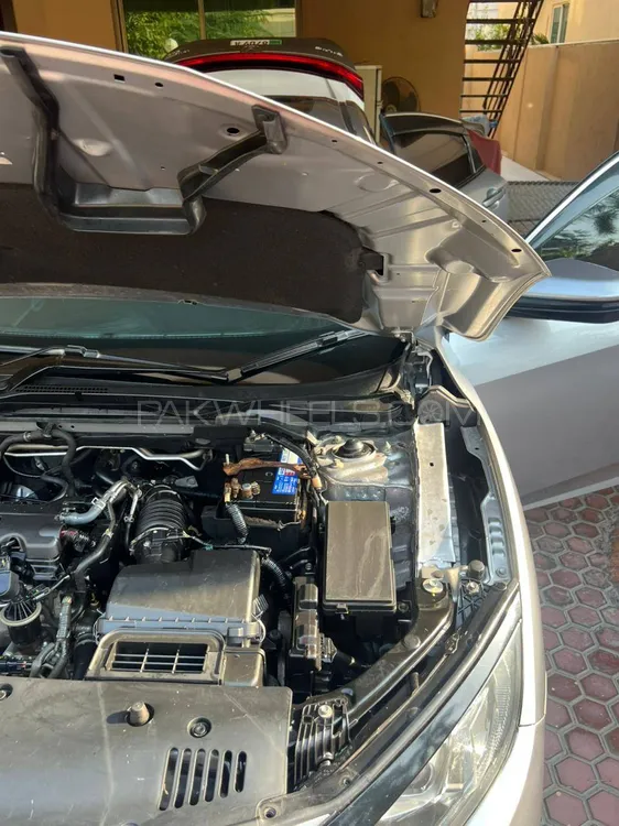 Honda Civic 2016 for Sale in Sialkot Honda Civic 2016 for Sale in Sialkot Image-11