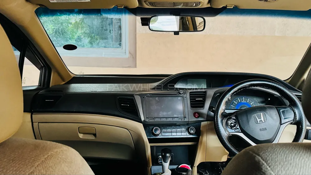 Honda Civic 2014 for Sale in Multan Honda Civic 2014 for Sale in Multan Image-6