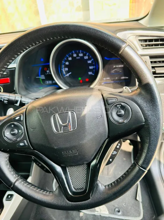 Honda Fit 2014 for Sale in Lahore Honda Fit 2014 for Sale in Lahore Image-9