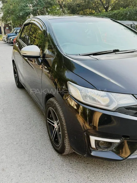 Honda Fit 2015 for Sale in Islamabad Honda Fit 2015 for Sale in Islamabad Image-1