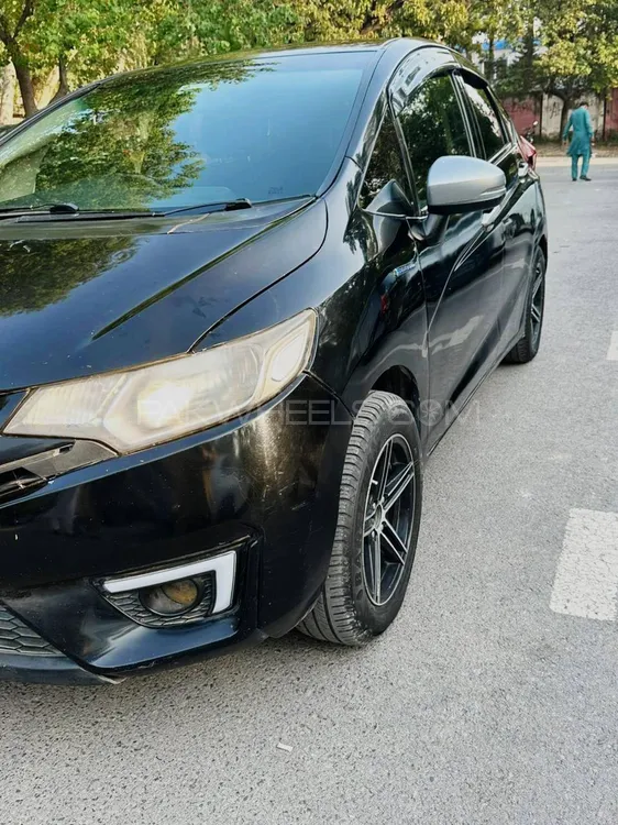 Honda Fit 2015 for Sale in Islamabad Honda Fit 2015 for Sale in Islamabad Image-3