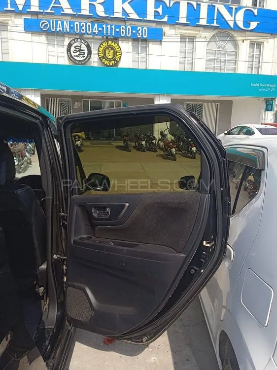 Honda N Wgn 2016 for Sale in Multan Honda N Wgn 2016 for Sale in Multan Image-2