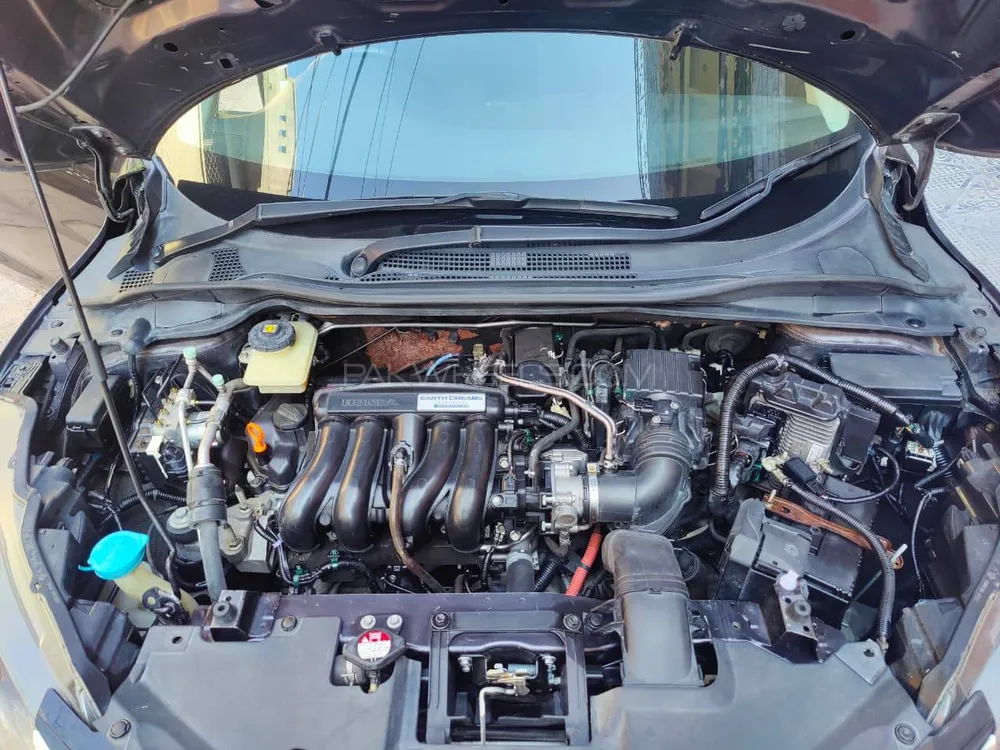 Honda Vezel 2014 for Sale in Rawalpindi Honda Vezel 2014 for Sale in Rawalpindi Image-8