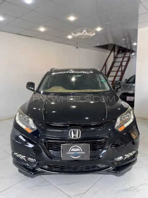 Honda Vezel 2015 for Sale in Karachi Honda Vezel 2015 for Sale in Karachi Image-7