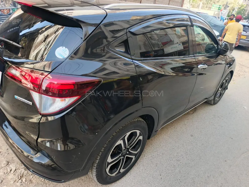 Honda Vezel 2017 for Sale in Karachi Honda Vezel 2017 for Sale in Karachi Image-7