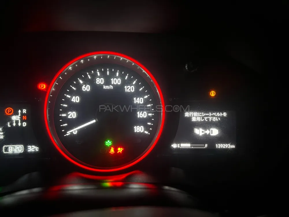 Honda Vezel 2016 for Sale in Karachi Honda Vezel 2016 for Sale in Karachi Image-10