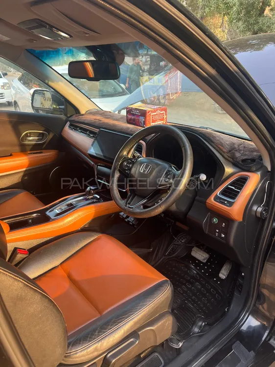 Honda Vezel 2016 for Sale in Karachi Honda Vezel 2016 for Sale in Karachi Image-6