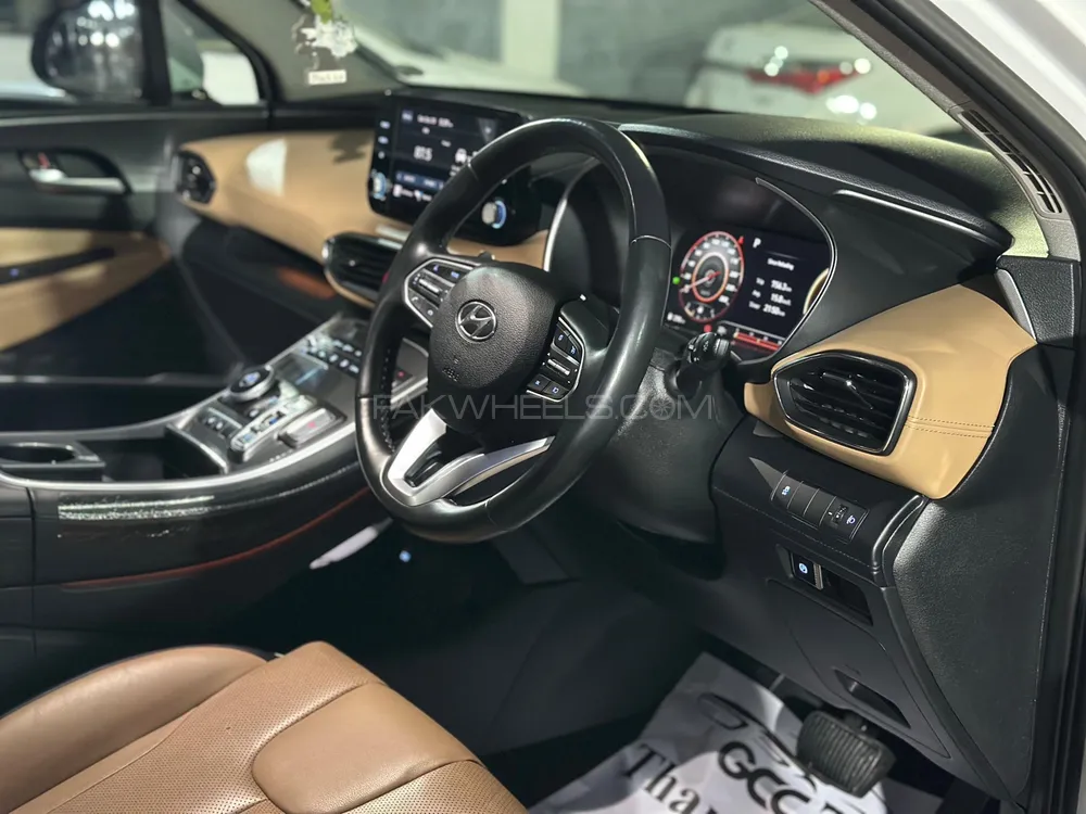 Hyundai Santa Fe 2024 for Sale in Islamabad Hyundai Santa Fe 2024 for Sale in Islamabad Image-4