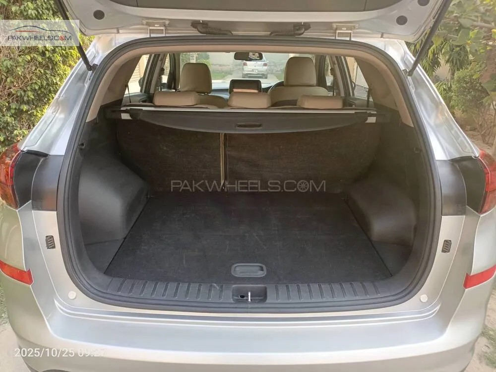 Hyundai Tucson 2023 for Sale in Multan Hyundai Tucson 2023 for Sale in Multan Image-7