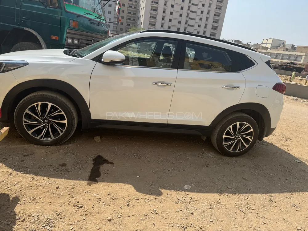Hyundai Tucson 2023 for Sale in Karachi Hyundai Tucson 2023 for Sale in Karachi Image-2