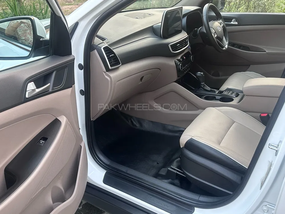 Hyundai Tucson 2023 for Sale in Lahore Hyundai Tucson 2023 for Sale in Lahore Image-6