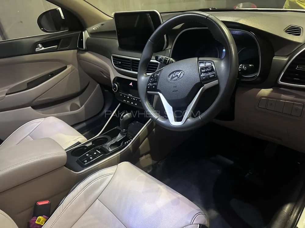 Hyundai Tucson 2023 for Sale in Lahore Hyundai Tucson 2023 for Sale in Lahore Image-4