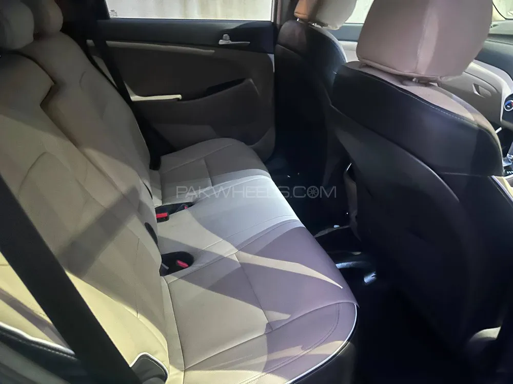 Hyundai Tucson 2023 for Sale in Lahore Hyundai Tucson 2023 for Sale in Lahore Image-5