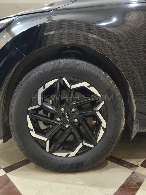 KIA Carnival 2025 for Sale in Lahore KIA Carnival 2025 for Sale in Lahore Image-16