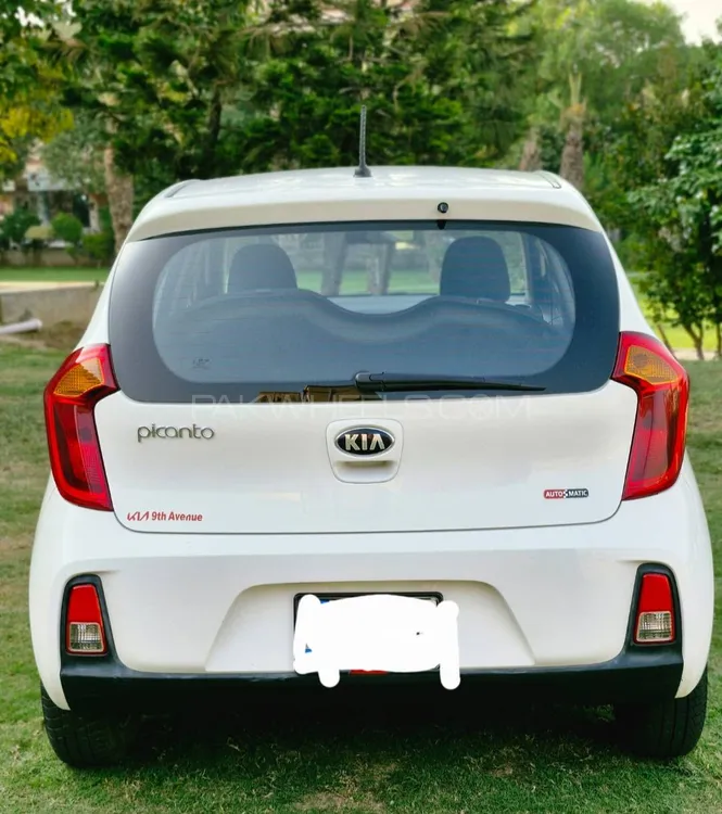 KIA Picanto 2022 for Sale in Lahore KIA Picanto 2022 for Sale in Lahore Image-4