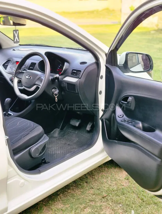 KIA Picanto 2022 for Sale in Lahore KIA Picanto 2022 for Sale in Lahore Image-11