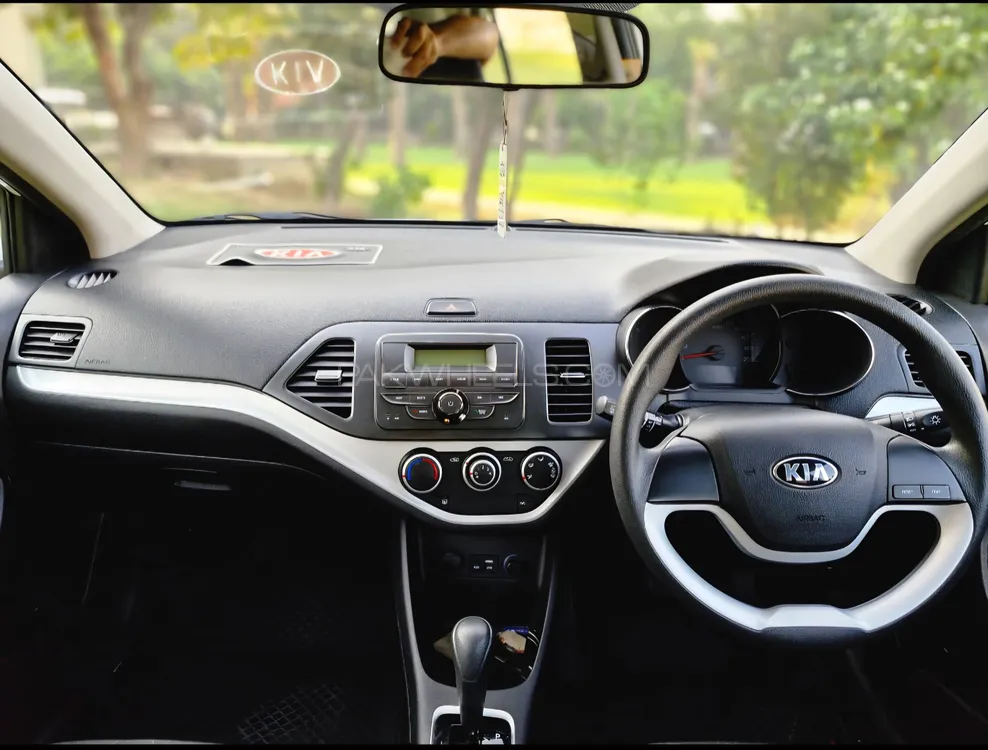 KIA Picanto 2022 for Sale in Lahore KIA Picanto 2022 for Sale in Lahore Image-9