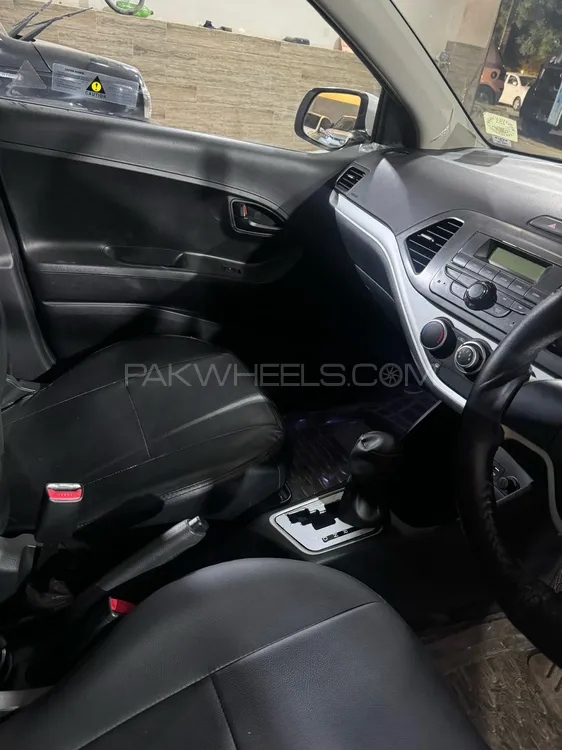 KIA Picanto 2023 for Sale in Karachi KIA Picanto 2023 for Sale in Karachi Image-6