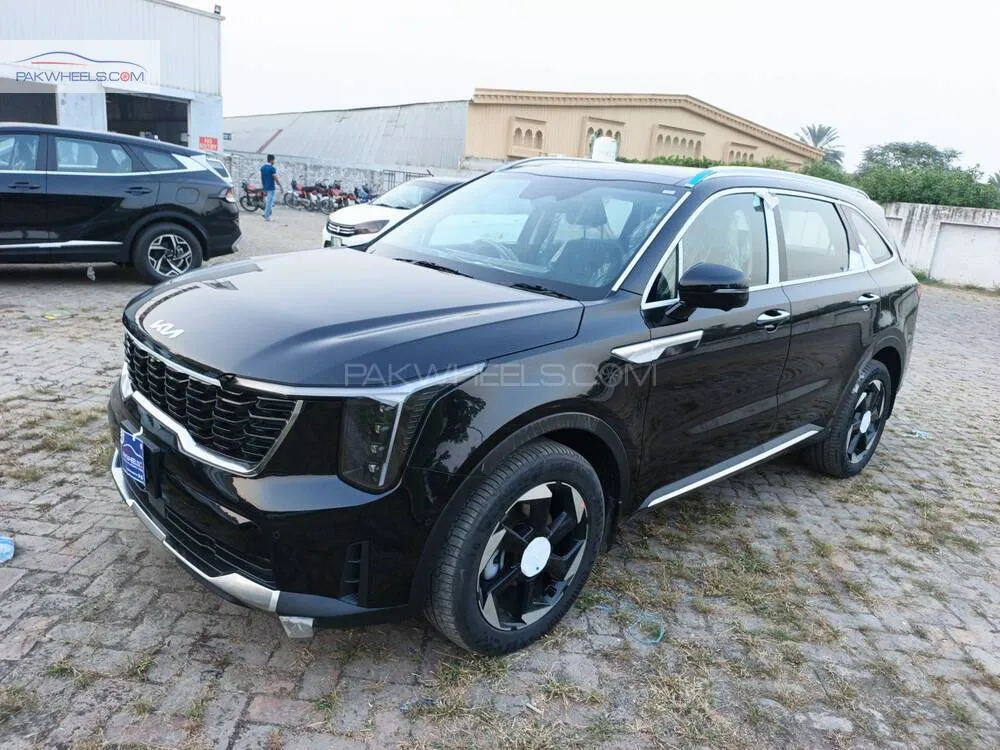 KIA Sorento 2025 for Sale in Lahore KIA Sorento 2025 for Sale in Lahore Image-6