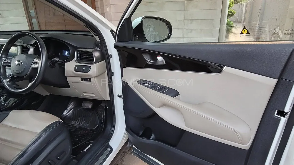 KIA Sorento 2021 for Sale in Lahore KIA Sorento 2021 for Sale in Lahore Image-7