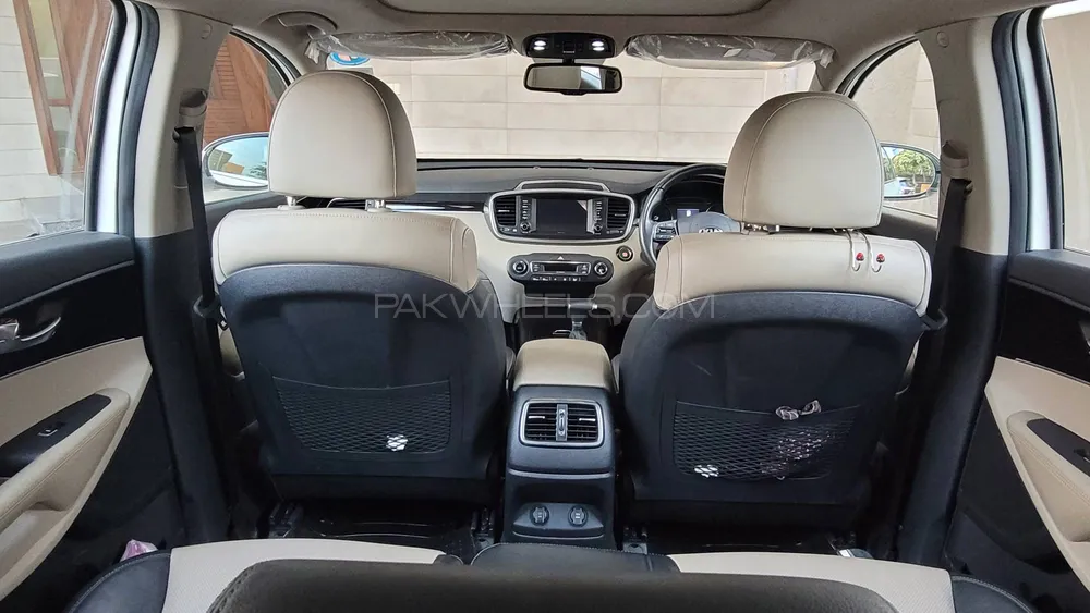 KIA Sorento 2021 for Sale in Lahore KIA Sorento 2021 for Sale in Lahore Image-12