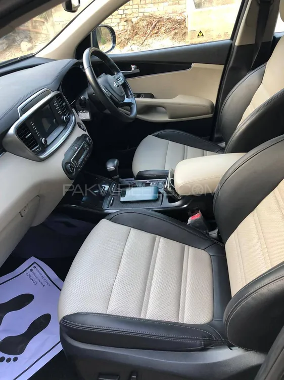 KIA Sorento 2023 for Sale in Karachi KIA Sorento 2023 for Sale in Karachi Image-5
