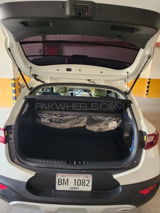 KIA Stonic 2024 for Sale in Karachi KIA Stonic 2024 for Sale in Karachi Image-7
