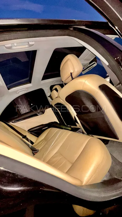 Mercedes Benz C Class 2008 for Sale in Wah cantt Mercedes Benz C Class 2008 for Sale in Wah cantt Image-4