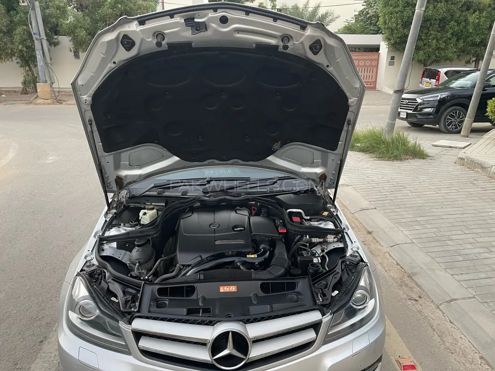 Mercedes Benz C Class 2012 for Sale in Karachi Mercedes Benz C Class 2012 for Sale in Karachi Image-8
